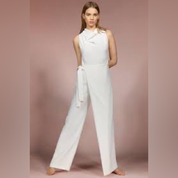 🌻NWT Zara White Sleeveless Wide-leg Wrap Jumpsuit - Picture 2 of 12